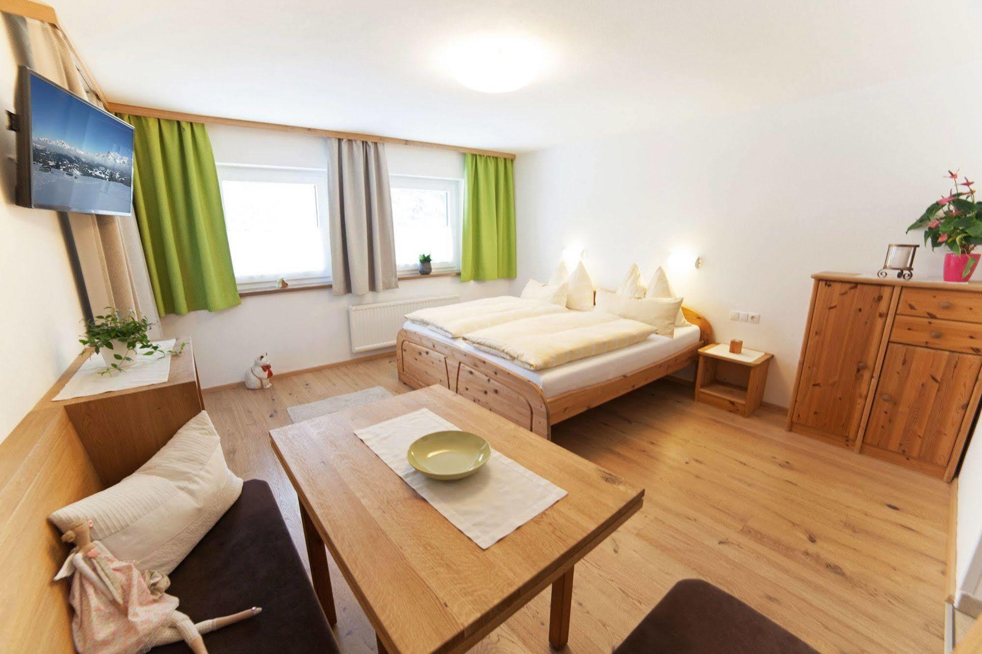B&B Landhaus Vierthaler ฟิลซ์โมส ภายนอก รูปภาพ