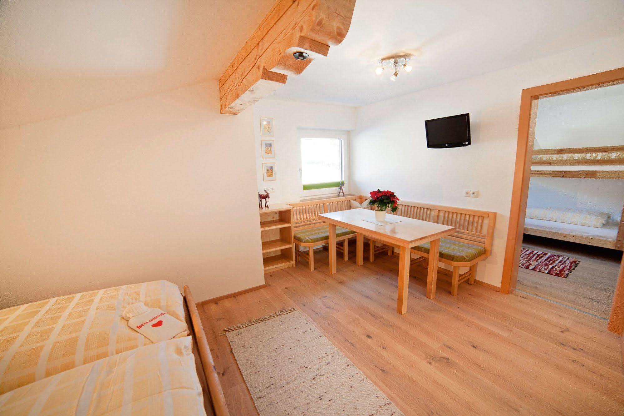 B&B Landhaus Vierthaler ฟิลซ์โมส ภายนอก รูปภาพ